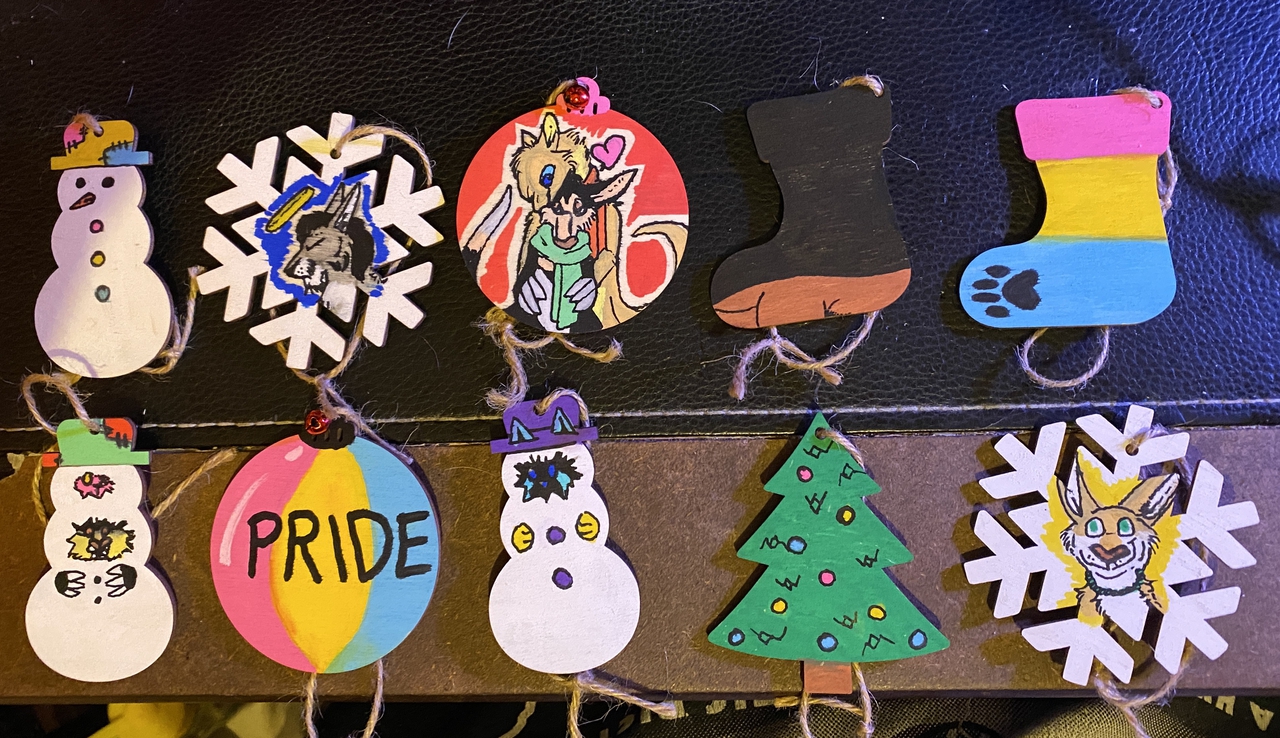 Ornaments - Yoki and Loved Ones / Pride Sets