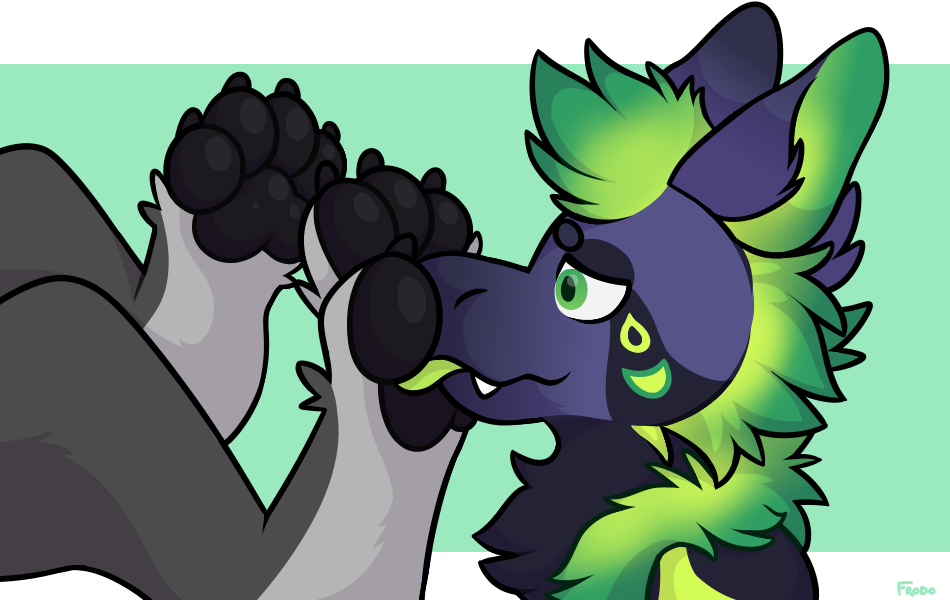 Another Gryphon Paw Enjoyer